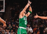 开云官网-凯尔特人大胜骑士，继续领跑东部