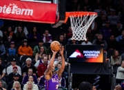 开云体育官方网站-黄蜂力克土耳其男篮，汉密尔顿打破历史纪录的简单介绍