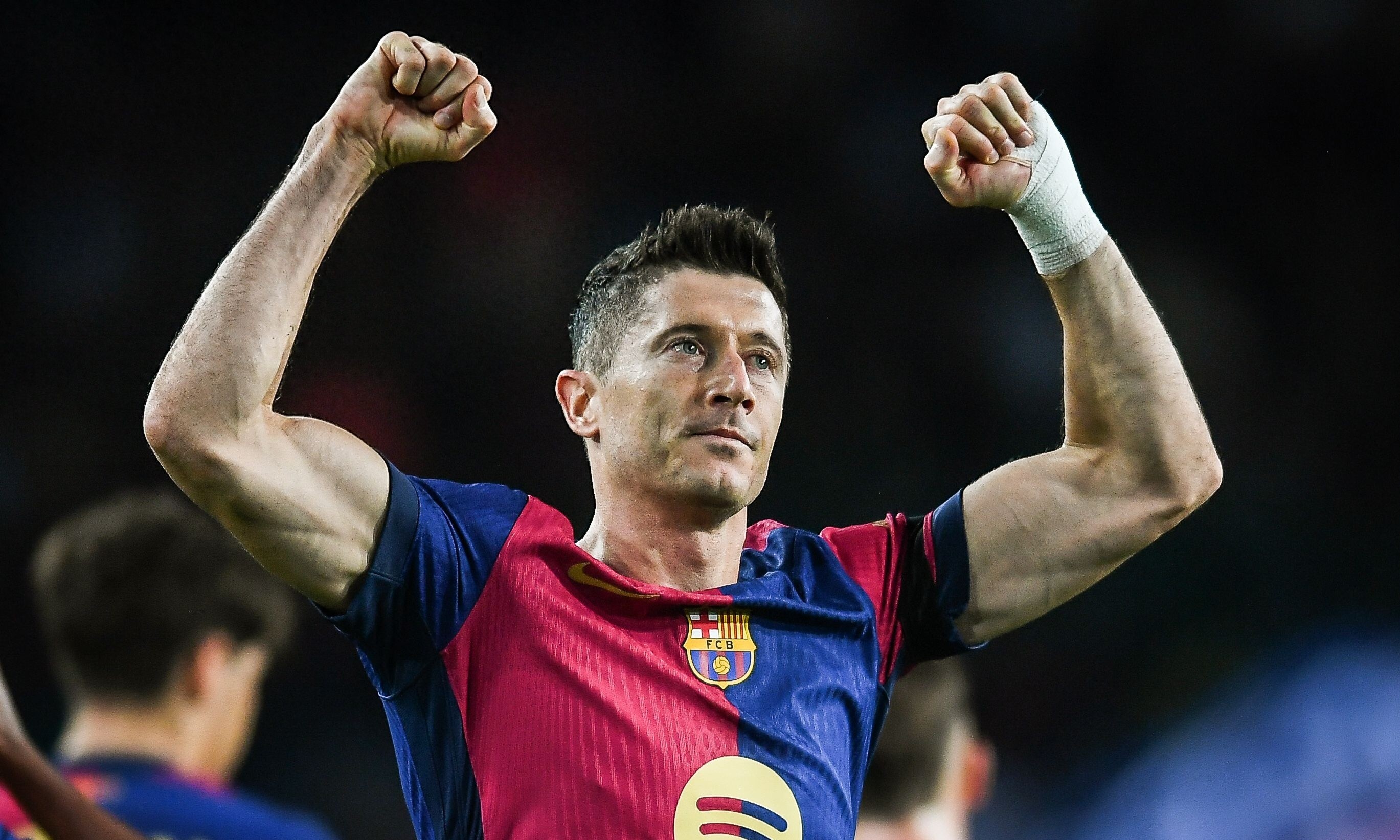 巴西爆冷塞维利亚,莱万统治全场的简单介绍 巴西爆冷塞维利亚,莱万统治全场的简单介绍