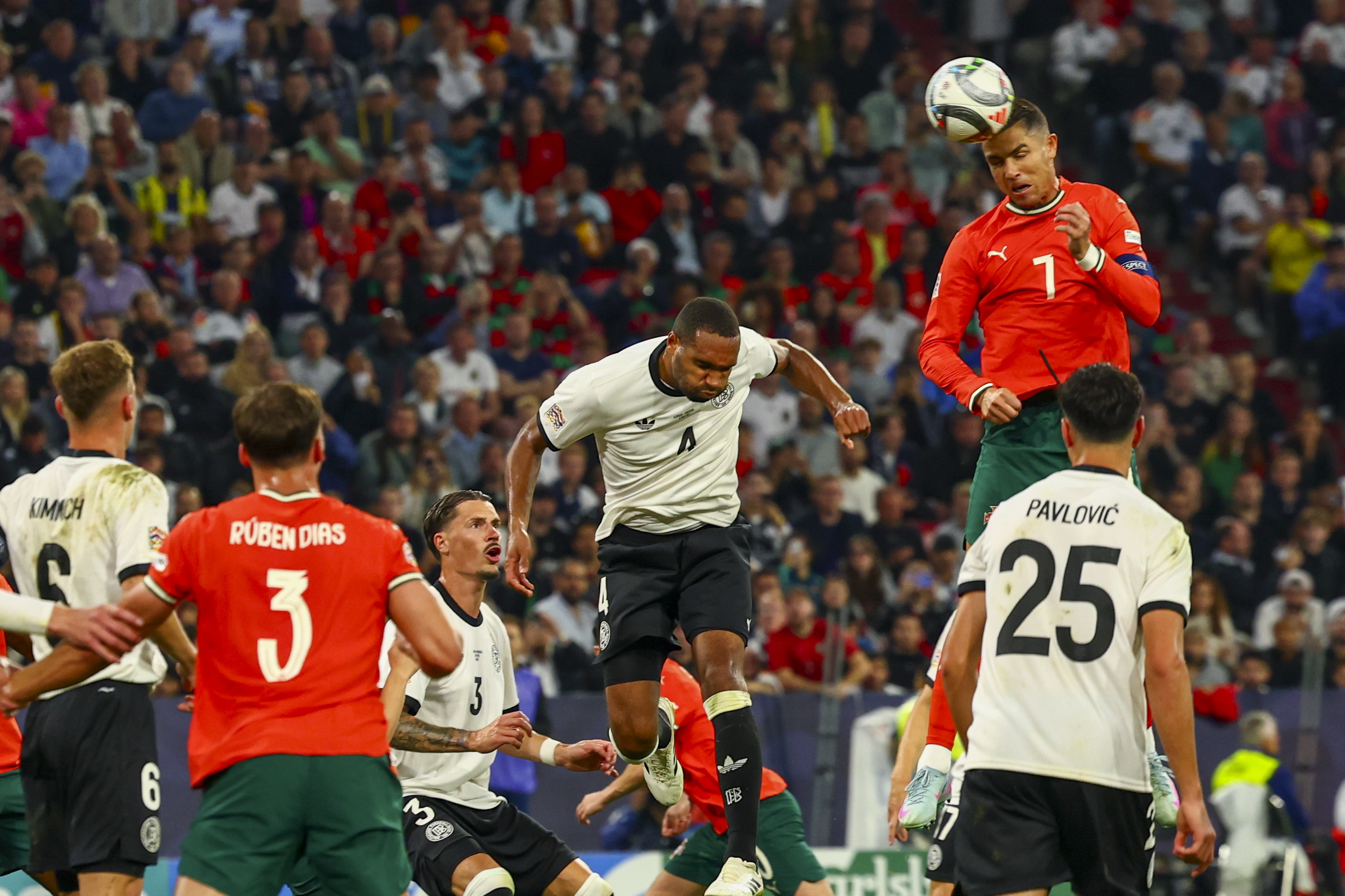 葡萄牙力克匈牙利,晋级欧国联淘汰赛 葡萄牙力克匈牙利,晋级欧国联淘汰赛