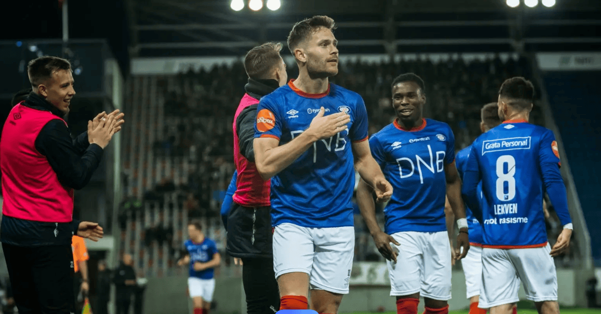 挪威队在欧洲杯比赛中竭尽全力 挪威队在欧洲杯比赛中竭尽全力