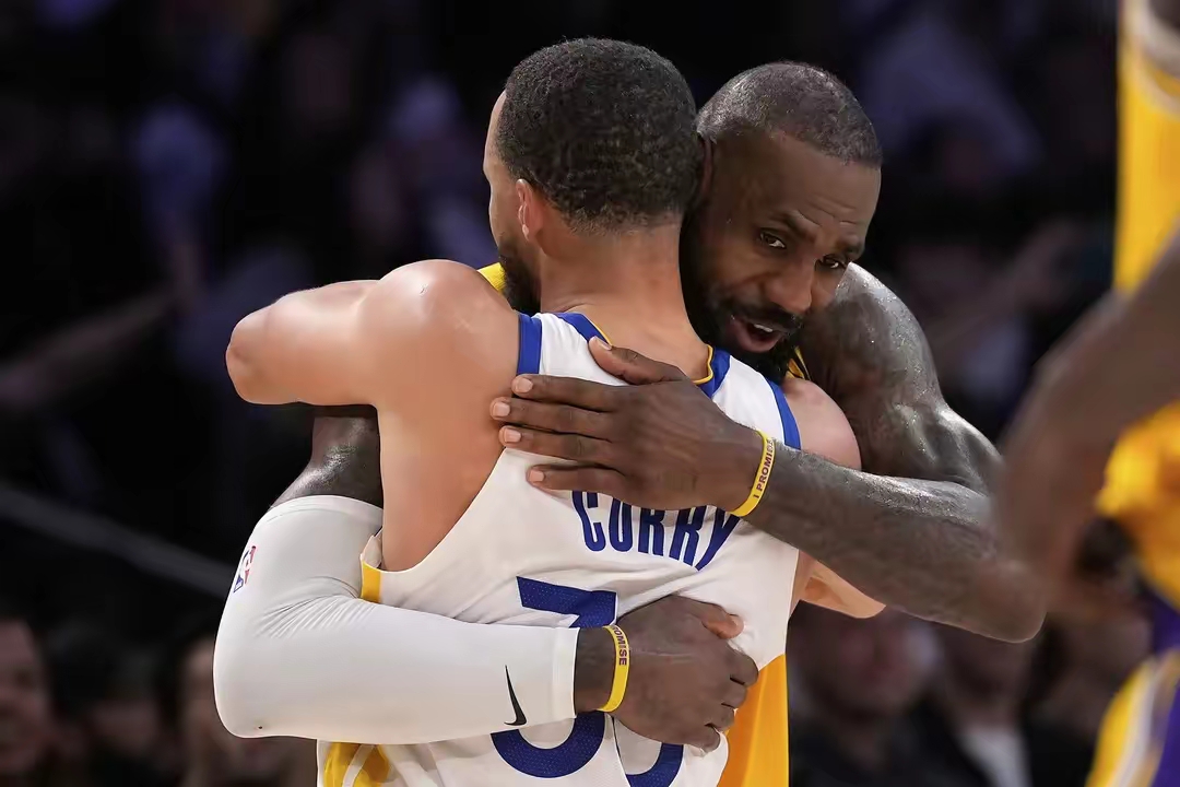 勇士再次击败对手,实力无人能敌!的简单介绍 勇士再次击败对手,实力无人能敌!的简单介绍