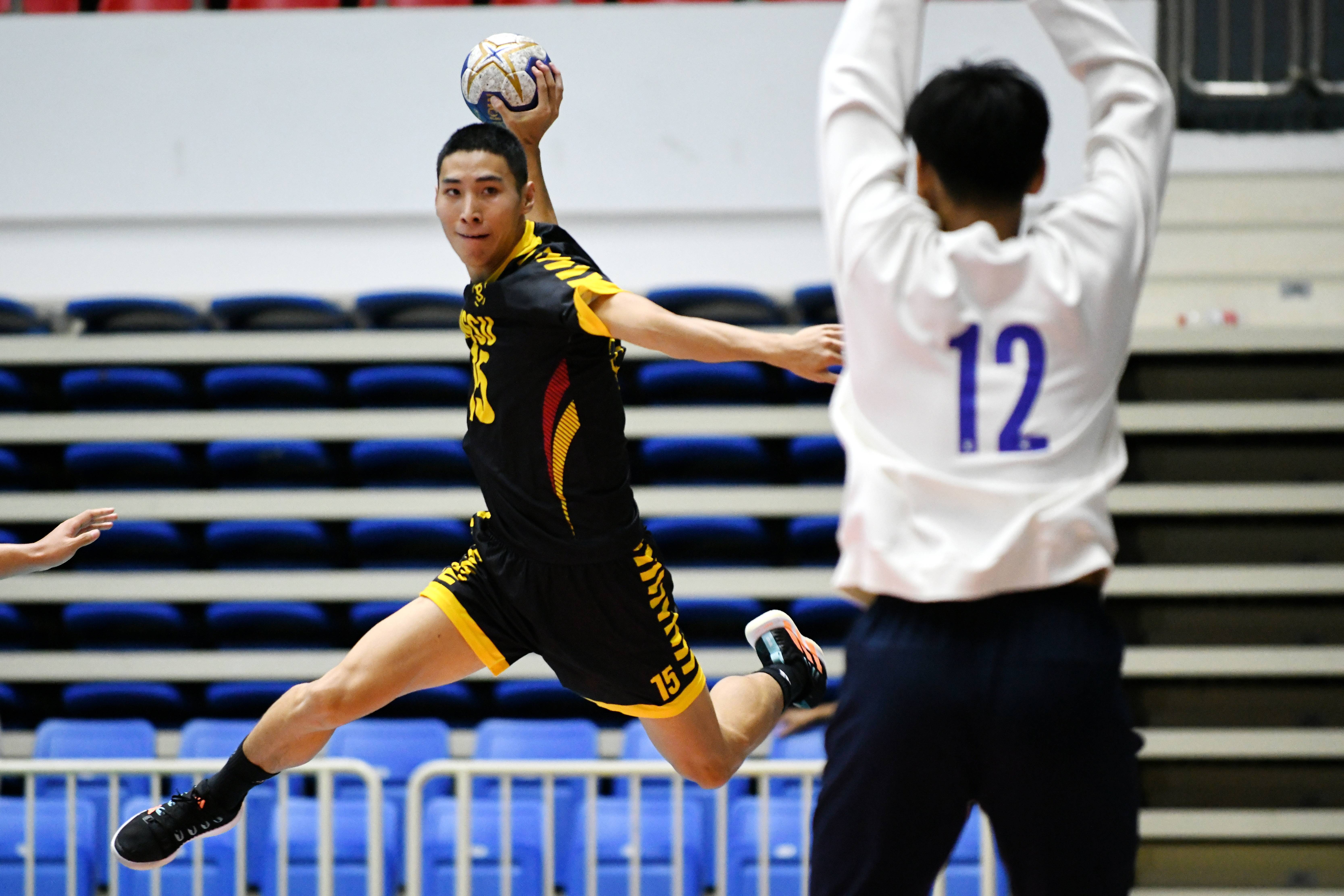 山西队在比赛中获得惊人胜利,队员士气大振 山西队在比赛中获得惊人胜利,队员士气大振