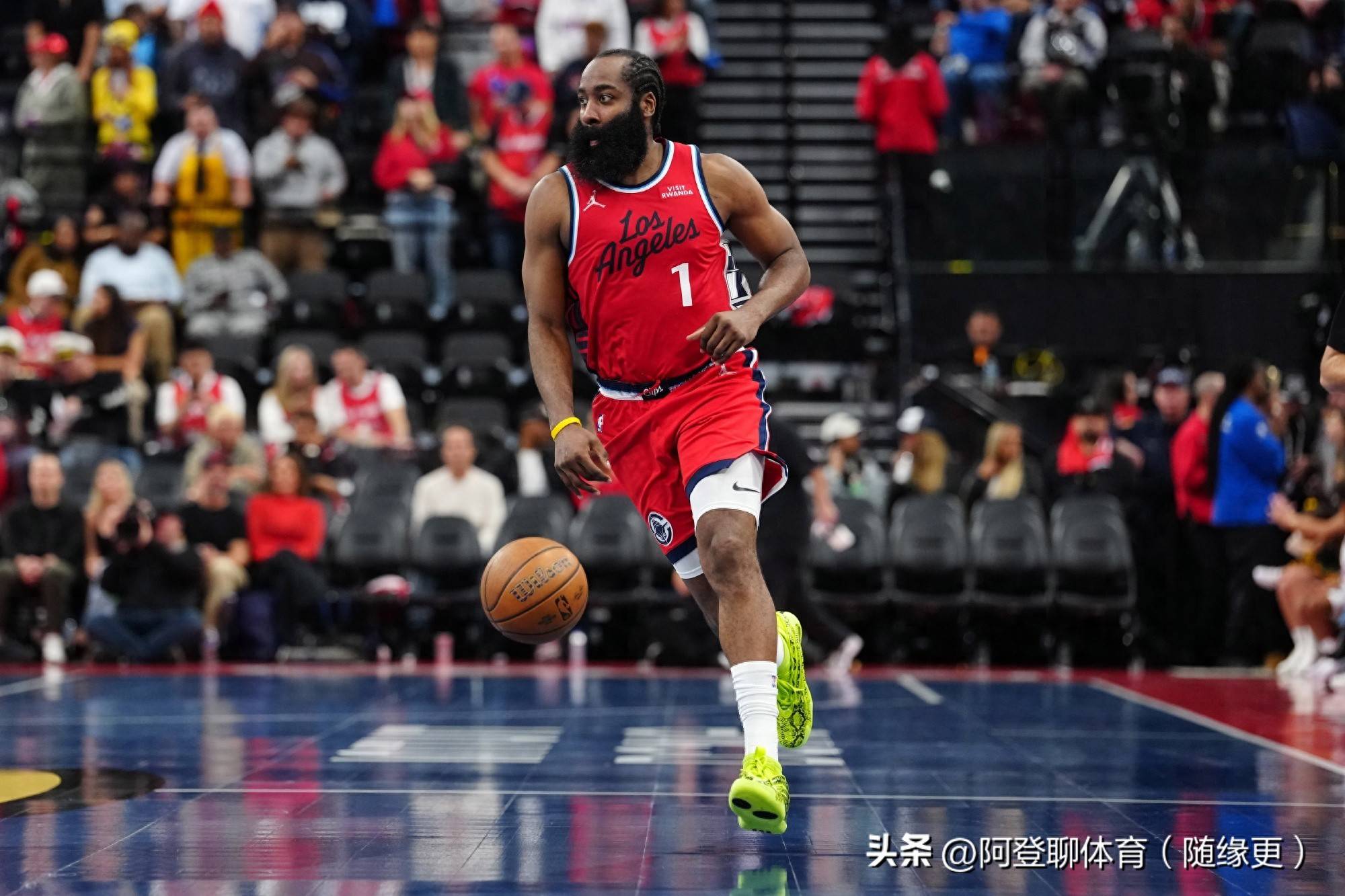 勇士横扫国王,哈登高光表现的简单介绍 勇士横扫国王,哈登高光表现的简单介绍