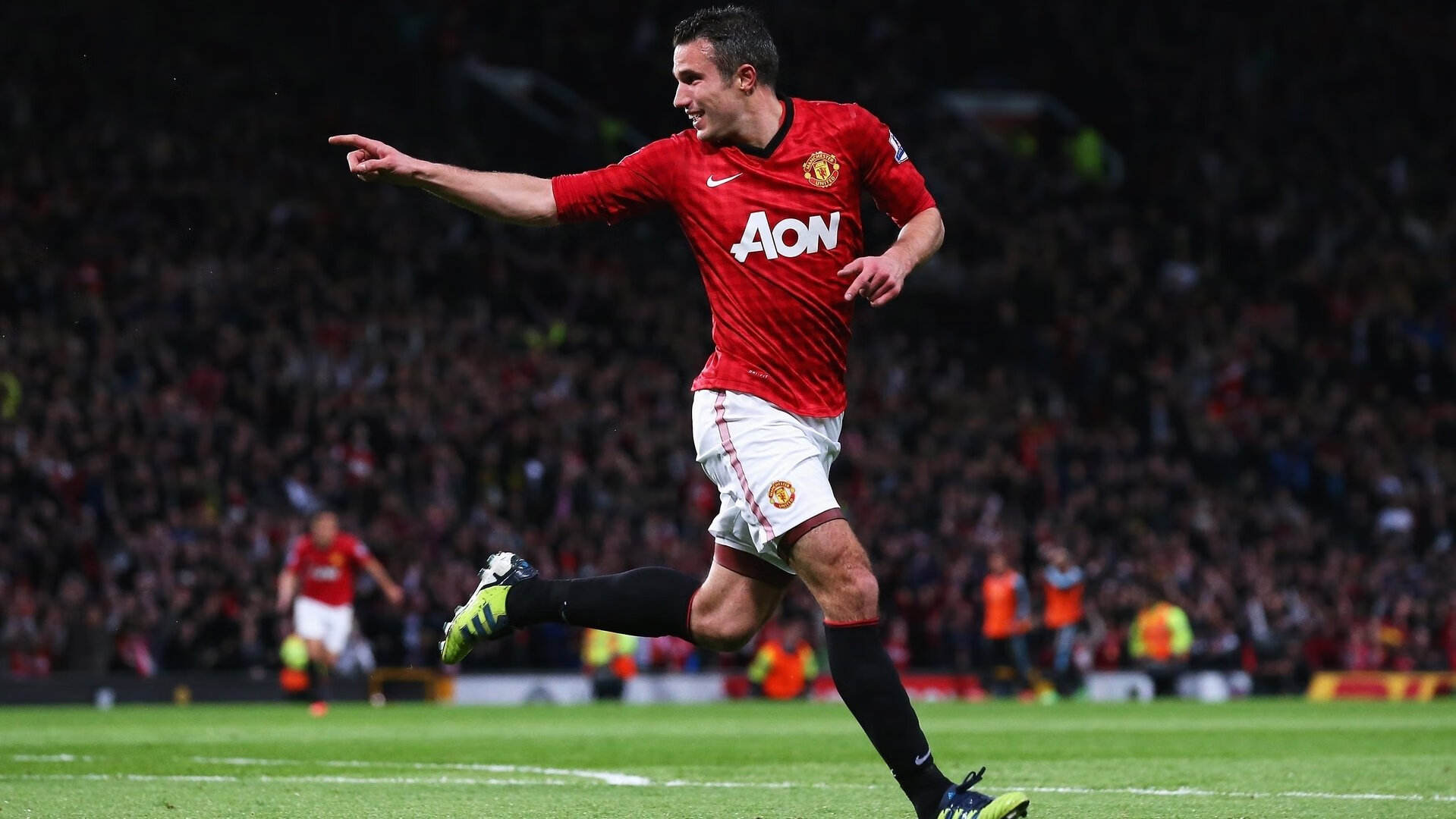 统治级表现!英格拉姆狂轰40+三双,奇才硬仗力克魔术