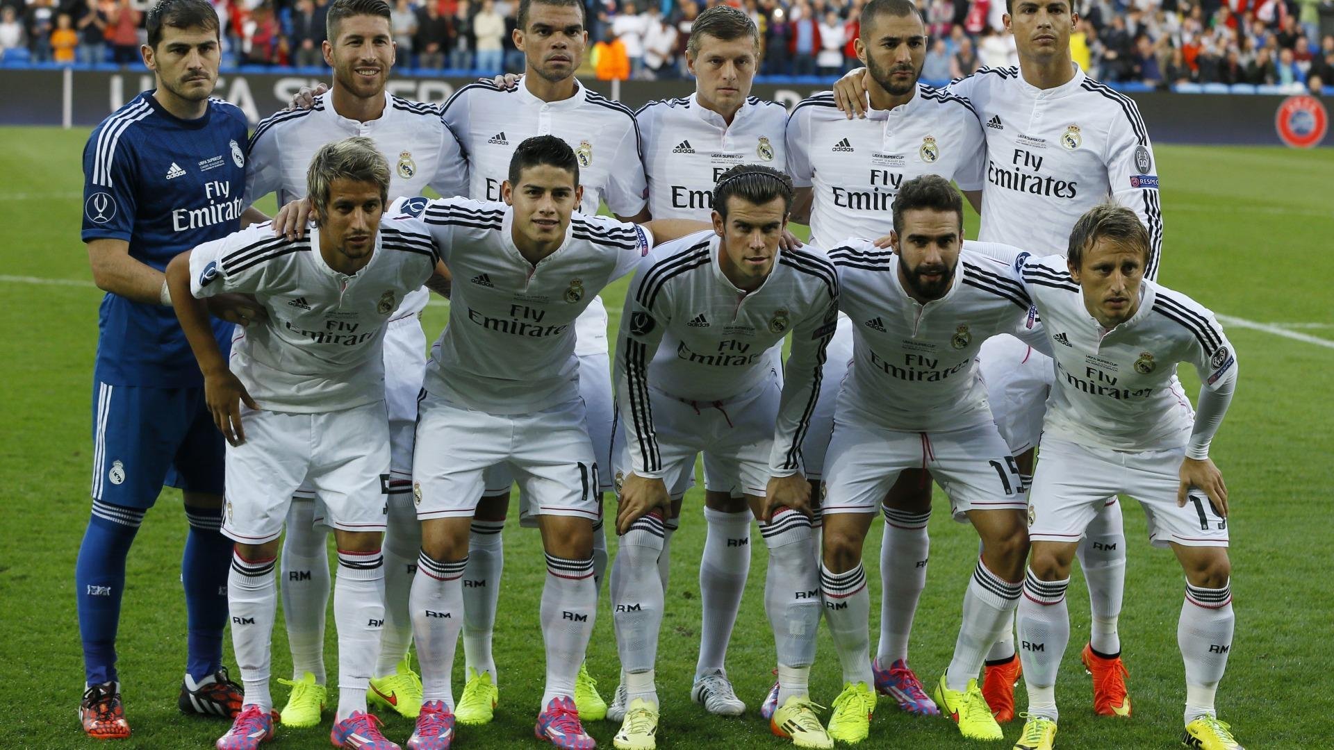 绿茵烽火与篮坛争锋,西甲德比启示下的中国篮球新章