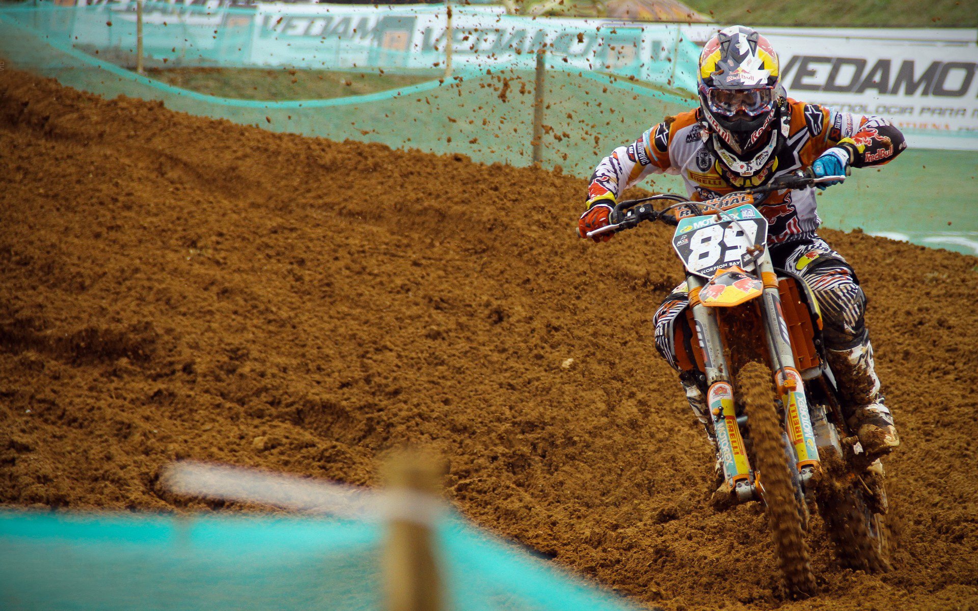 阿劳霍一锤定音，莱比锡红牛强行终结威尔士黑马之路